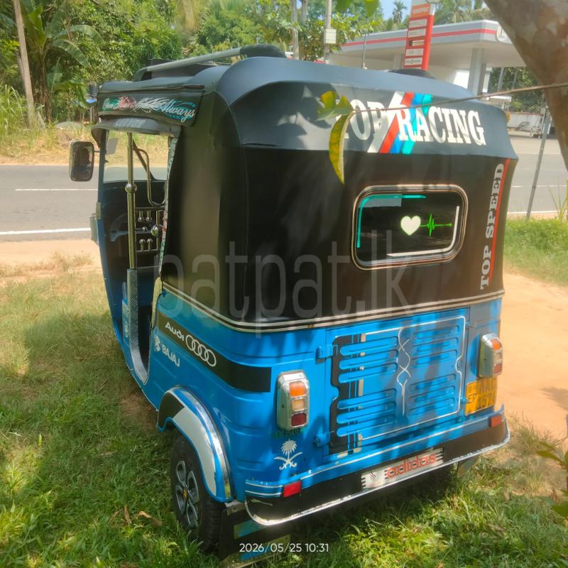 Bajaj Three Wheel 2012 - பயன்படுத்தப்பட்டது முச்சக்கர வண்டி sale in Sri Lanka - patpat.lk
