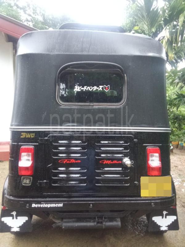 Bajaj 4 stroke 2014 - பயன்படுத்தப்பட்டது முச்சக்கர வண்டி sale in Sri Lanka - patpat.lk