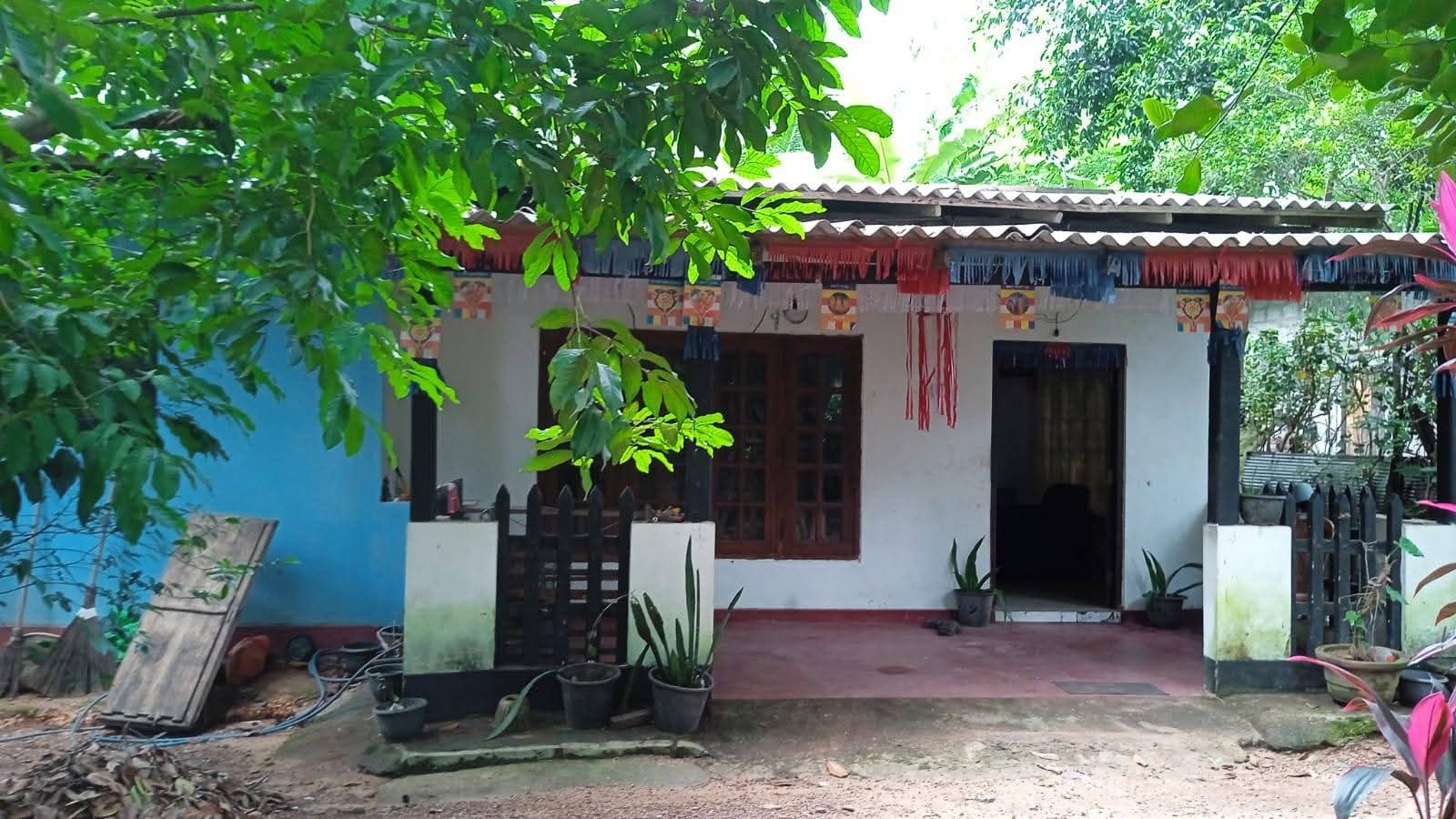 House for Sale in Dekatana