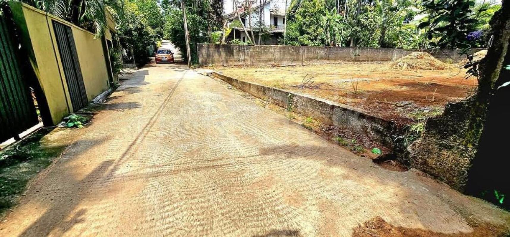 Residential Land for Sale in Talawatugoda ads-image-1