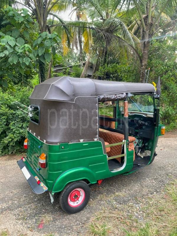 Advertisement image 6