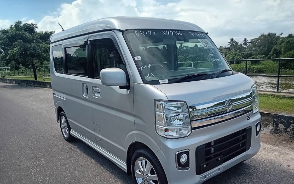 Nissan Clipper 2025 - மறுசீரமைக்கப்பட்டது வேன் sale in Sri Lanka - patpat.lk