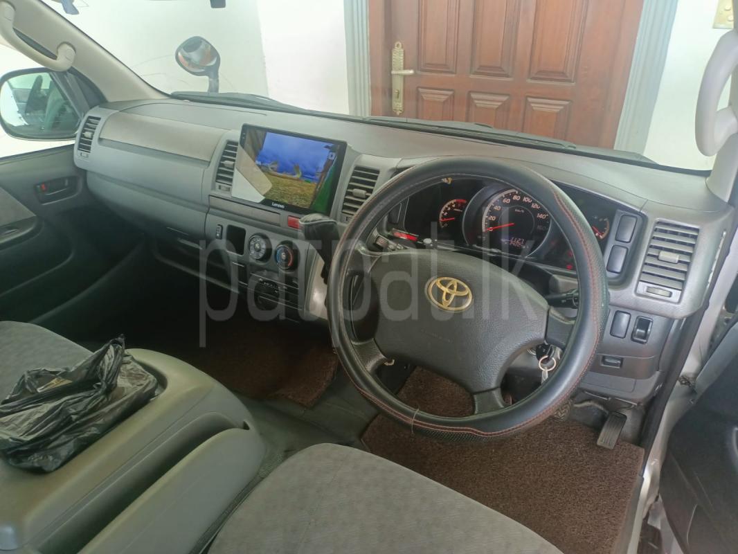 Toyota HIACE GL  2005 - பயன்படுத்தப்பட்டது வேன் sale in Sri Lanka - patpat.lk