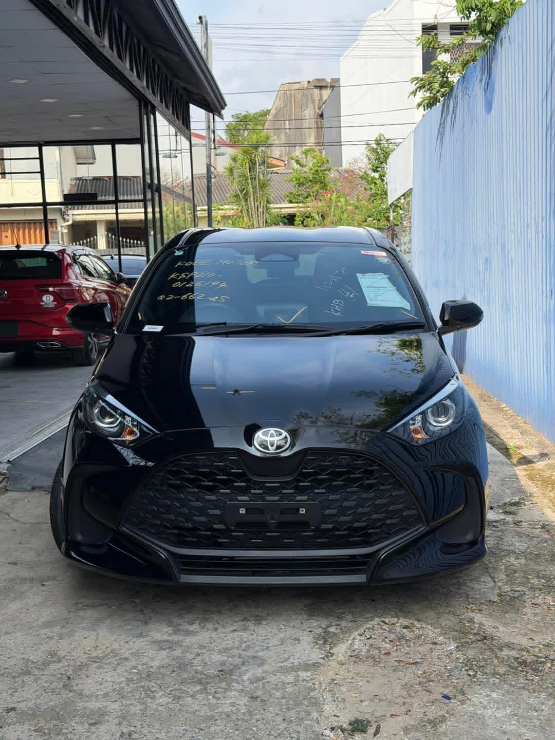 Toyota Yaris 2024 - சான்றளிக்கப்பட்டது கார் sale in Sri Lanka - patpat.lk