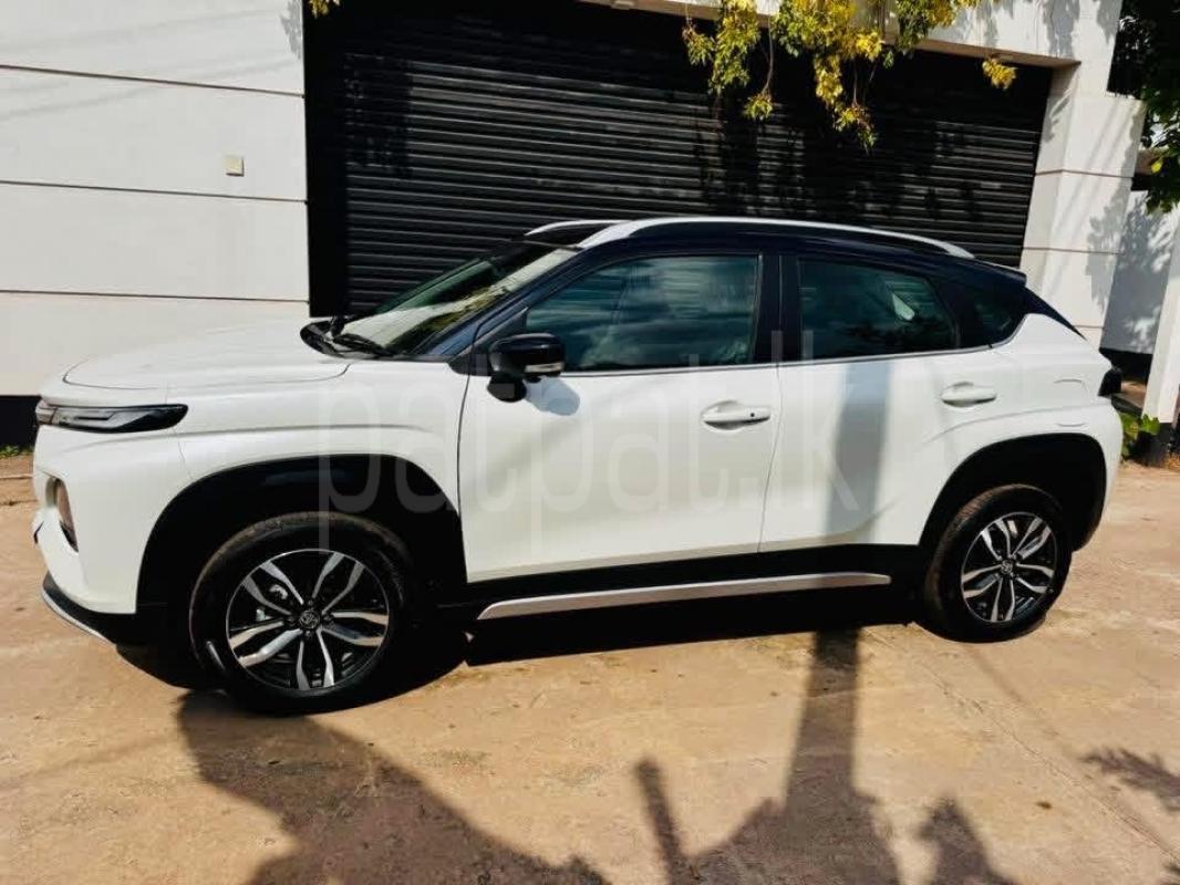 Advertisement image 3