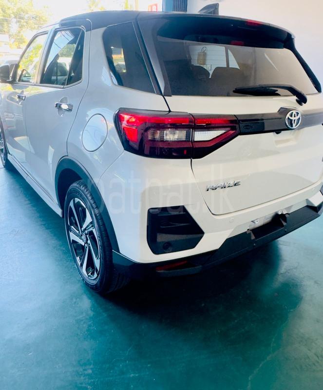 Advertisement image 3