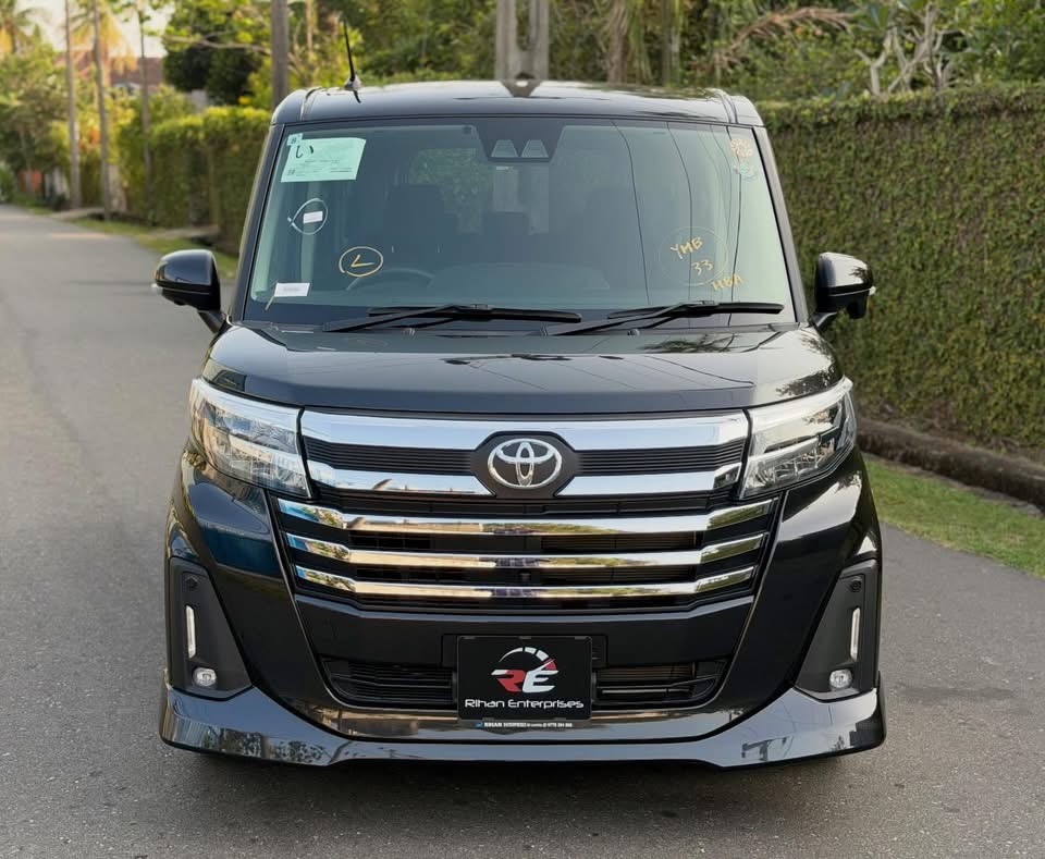 Toyota Roomy 2024 ads-image-1