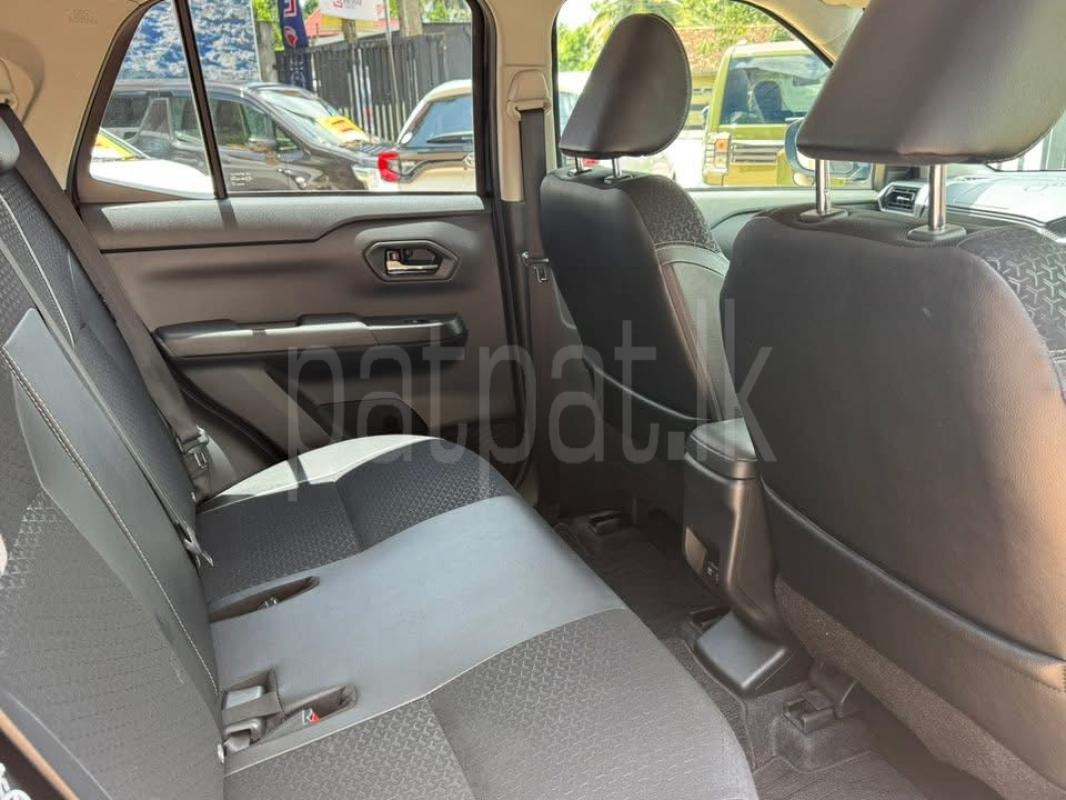 Advertisement image 4