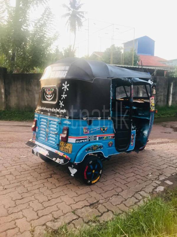 Advertisement image 4