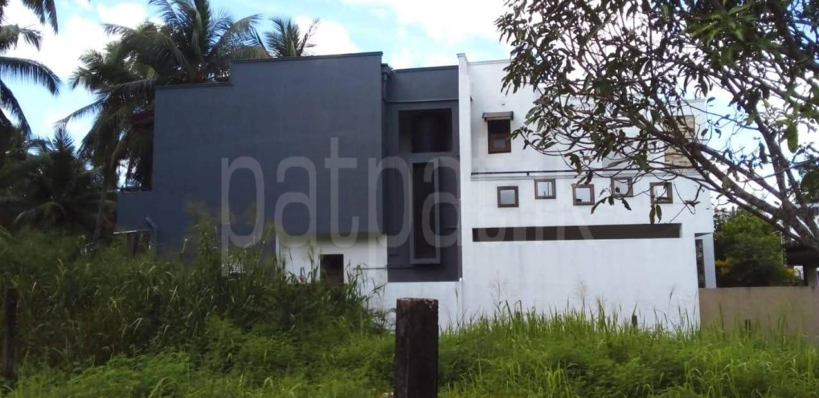 House for Sale in Athurugiriya