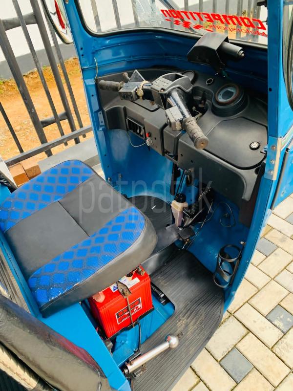 Bajaj 4 stroke 2012 - Used Three wheeler sale in Sri Lanka - patpat.lk