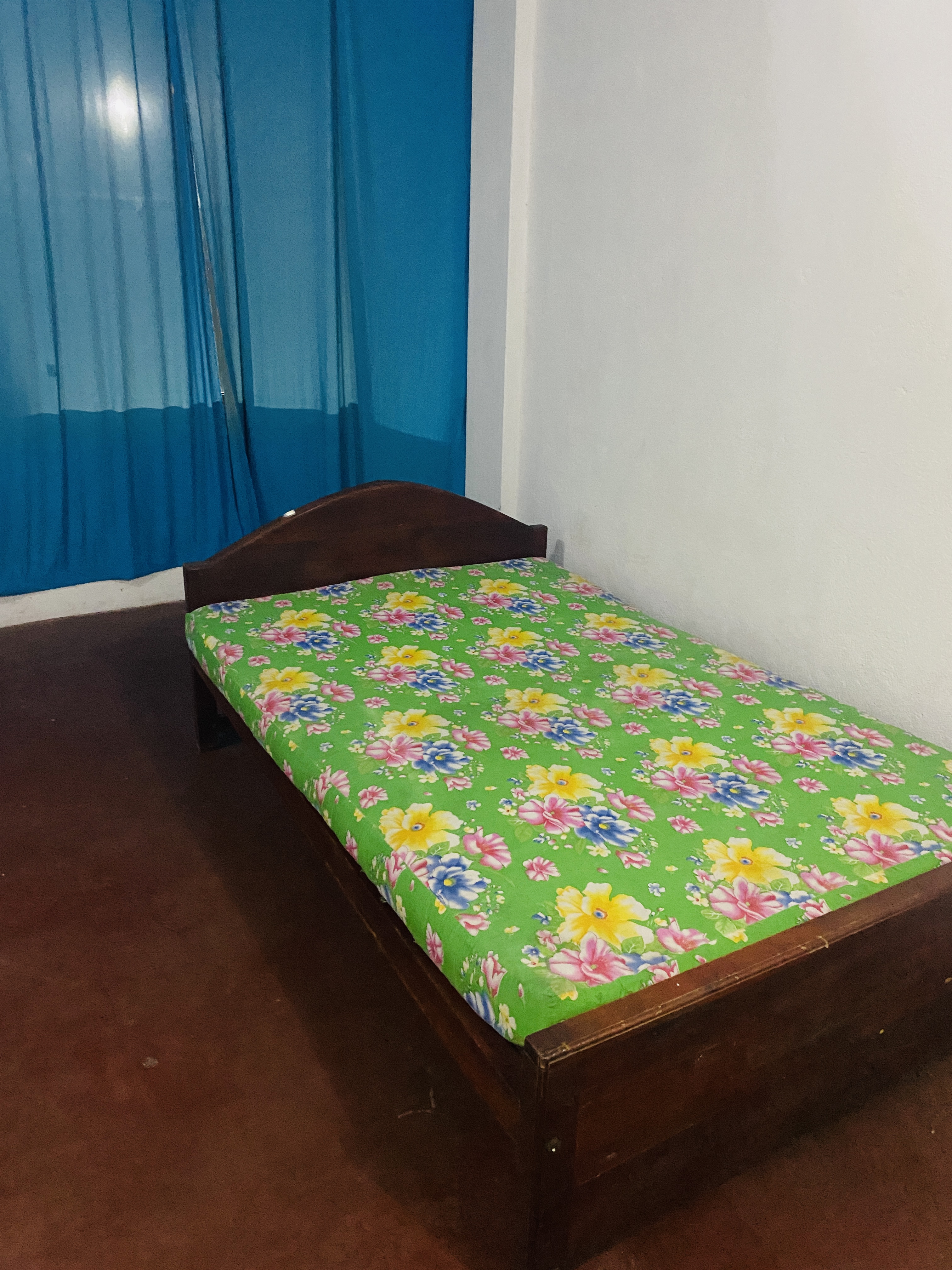 Room for Rent in Galle