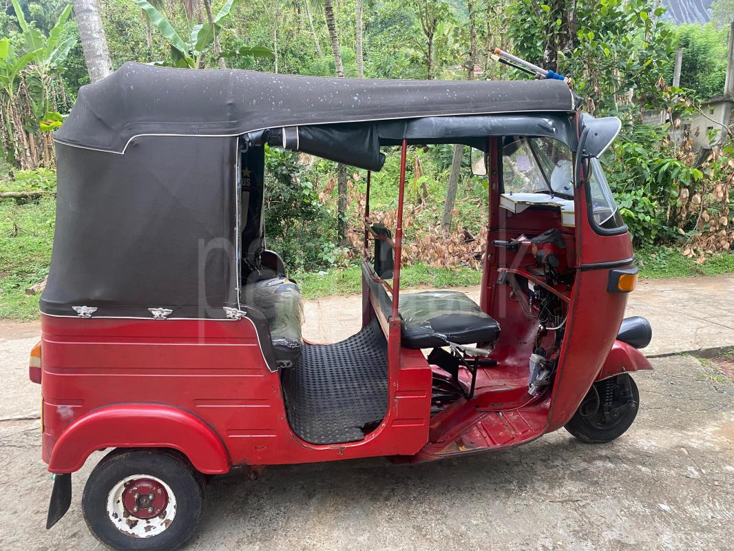 Bajaj Three Wheel 2007 - பயன்படுத்தப்பட்டது முச்சக்கர வண்டி sale in Sri Lanka - patpat.lk