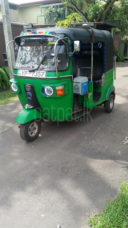 Bajaj Three Wheel 2011 - භාවිතා කරන ලද ත්‍රිරෝද රථය sale in Sri Lanka - patpat.lk