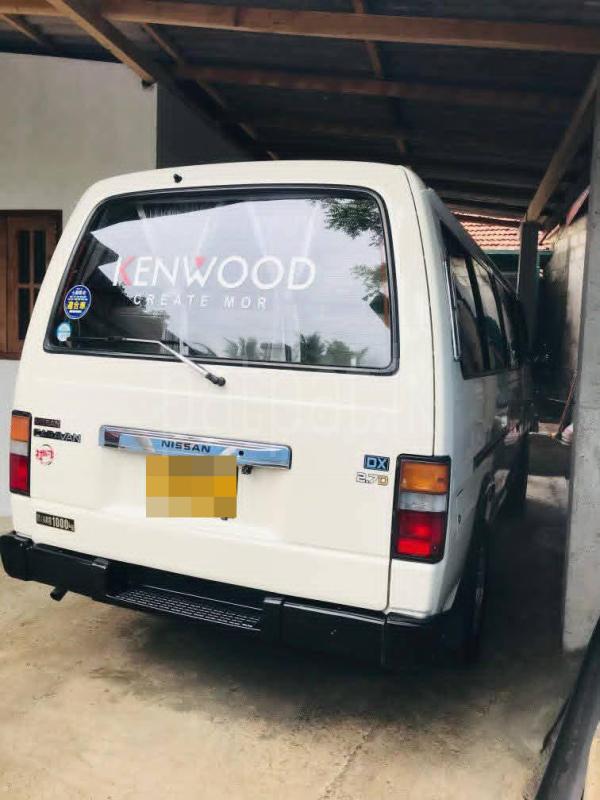 Nissan Caravan 1995 - பயன்படுத்தப்பட்டது வேன் sale in Sri Lanka - patpat.lk