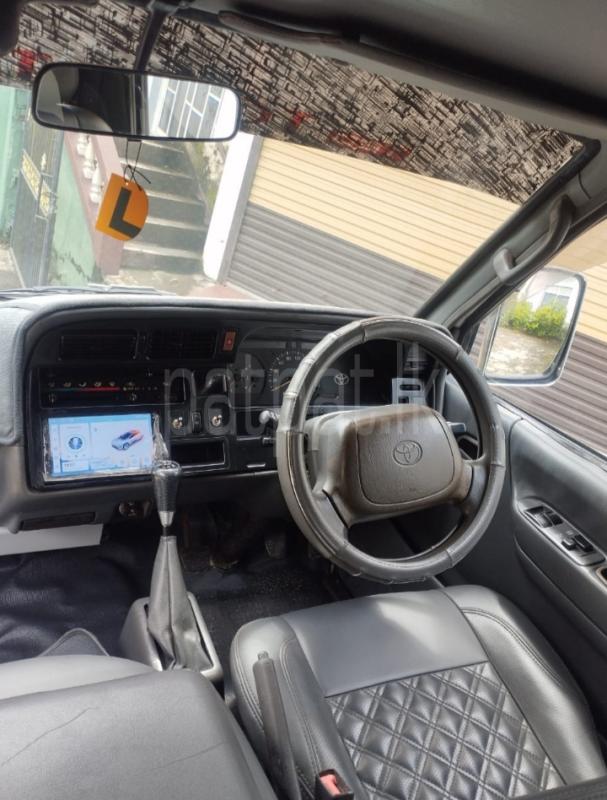 Toyota Hiace 1993 - Used Van sale in Sri Lanka - patpat.lk