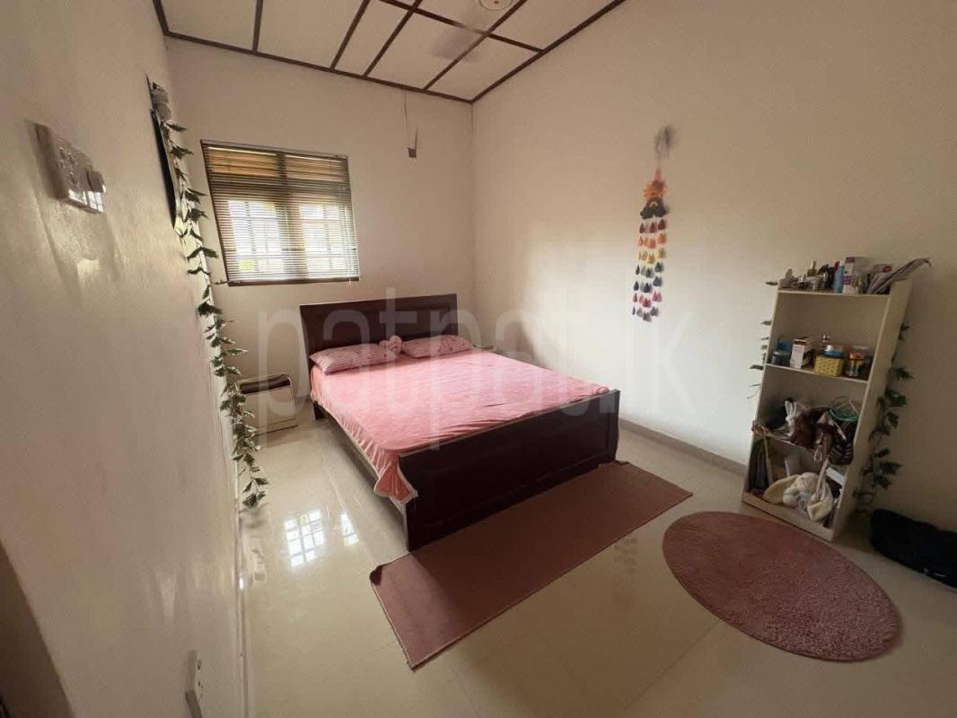 House for Sale in Athurugiriya