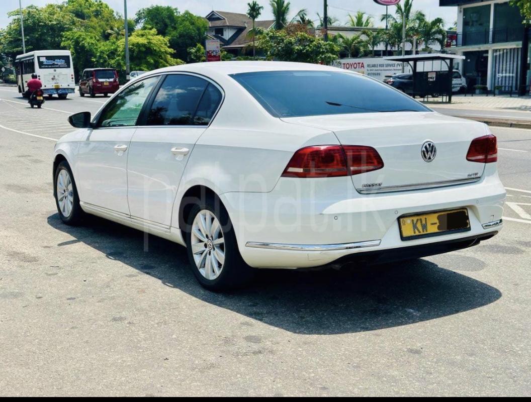 Volkswagen Passat 2012 - භාවිතා කරන ලද කාර් sale in Sri Lanka - patpat.lk