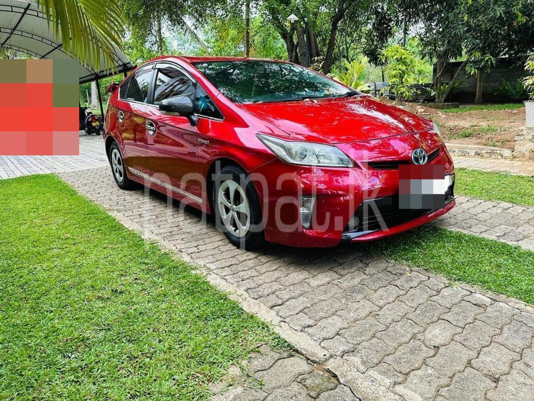 Toyota Prius 2013 - பயன்படுத்தப்பட்டது கார் sale in Sri Lanka - patpat.lk