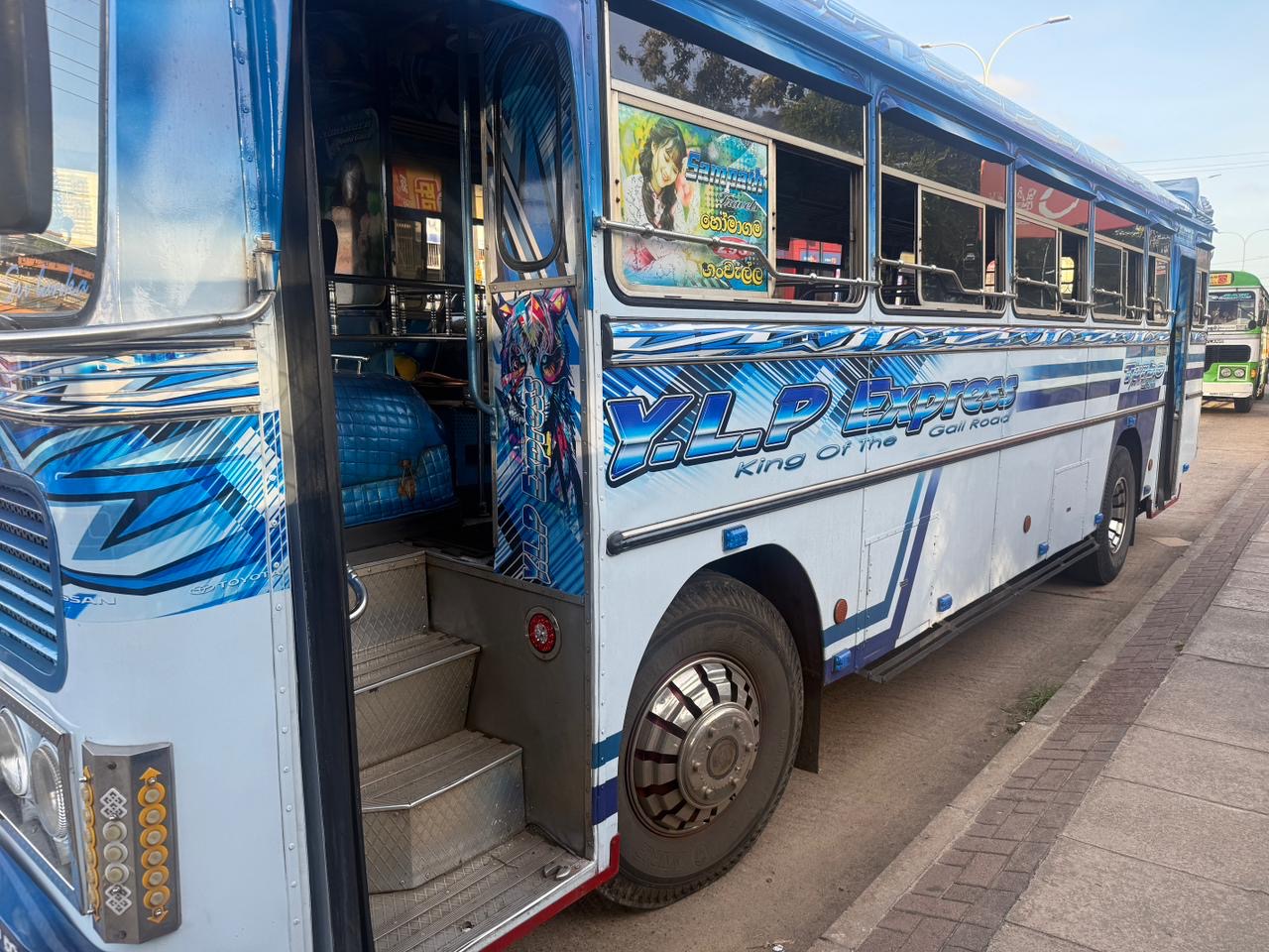 Ashok Leyland Viking 2008 - பயன்படுத்தப்பட்டது பஸ் sale in Sri Lanka - patpat.lk