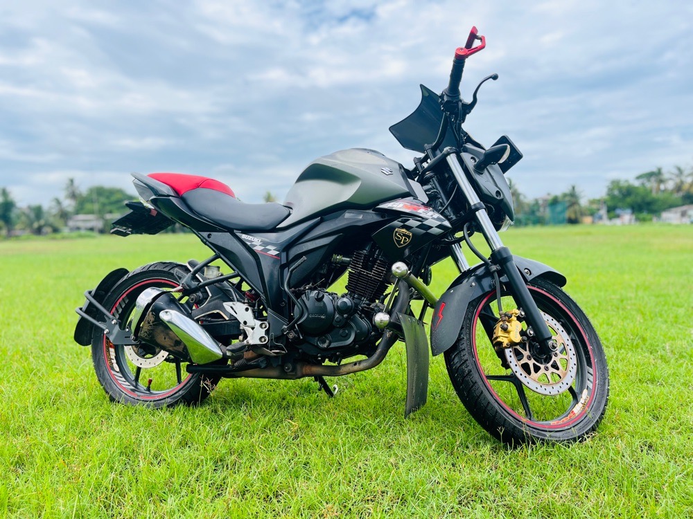 Suzuki Gixxer 2017 - பயன்படுத்தப்பட்டது பைக் sale in Sri Lanka - patpat.lk