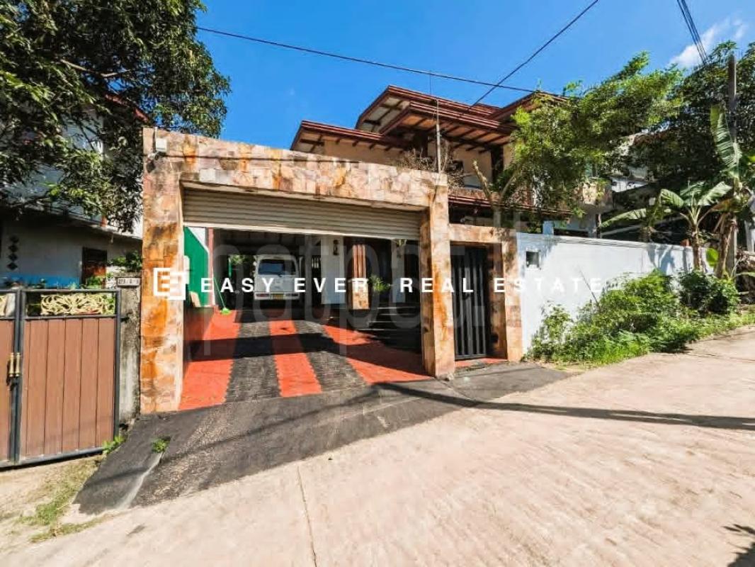 Advertisement image 6