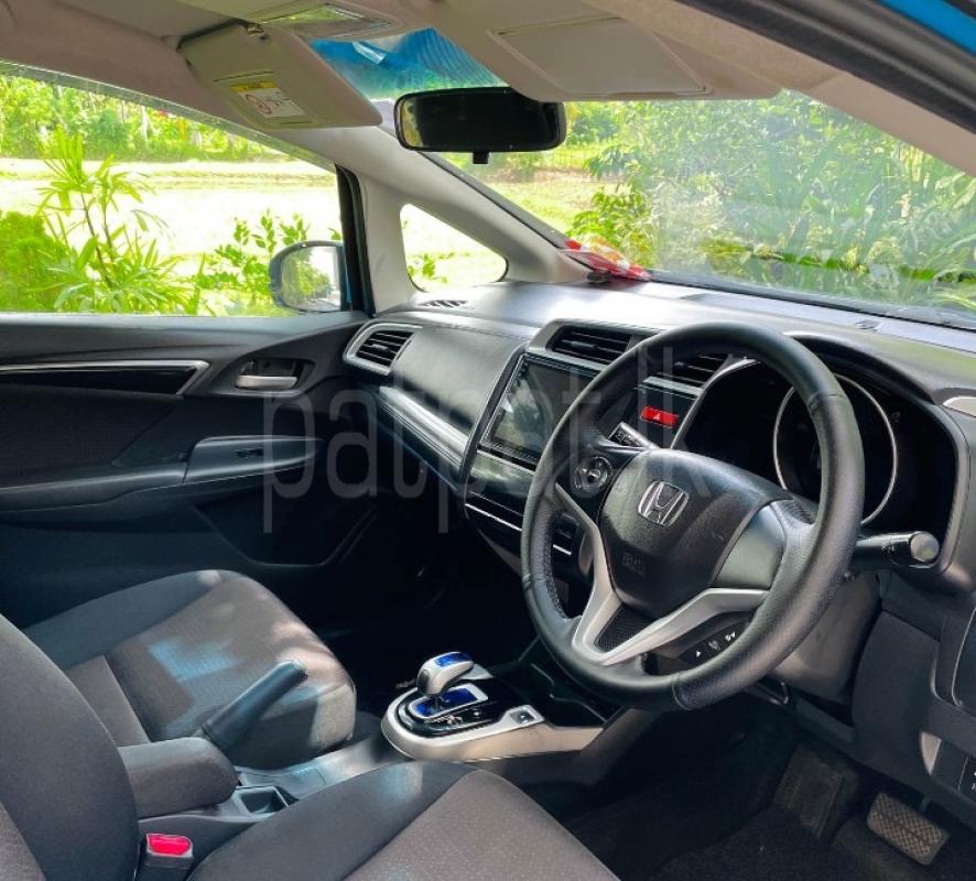 Honda Fit 2013 - பயன்படுத்தப்பட்டது கார் sale in Sri Lanka - patpat.lk