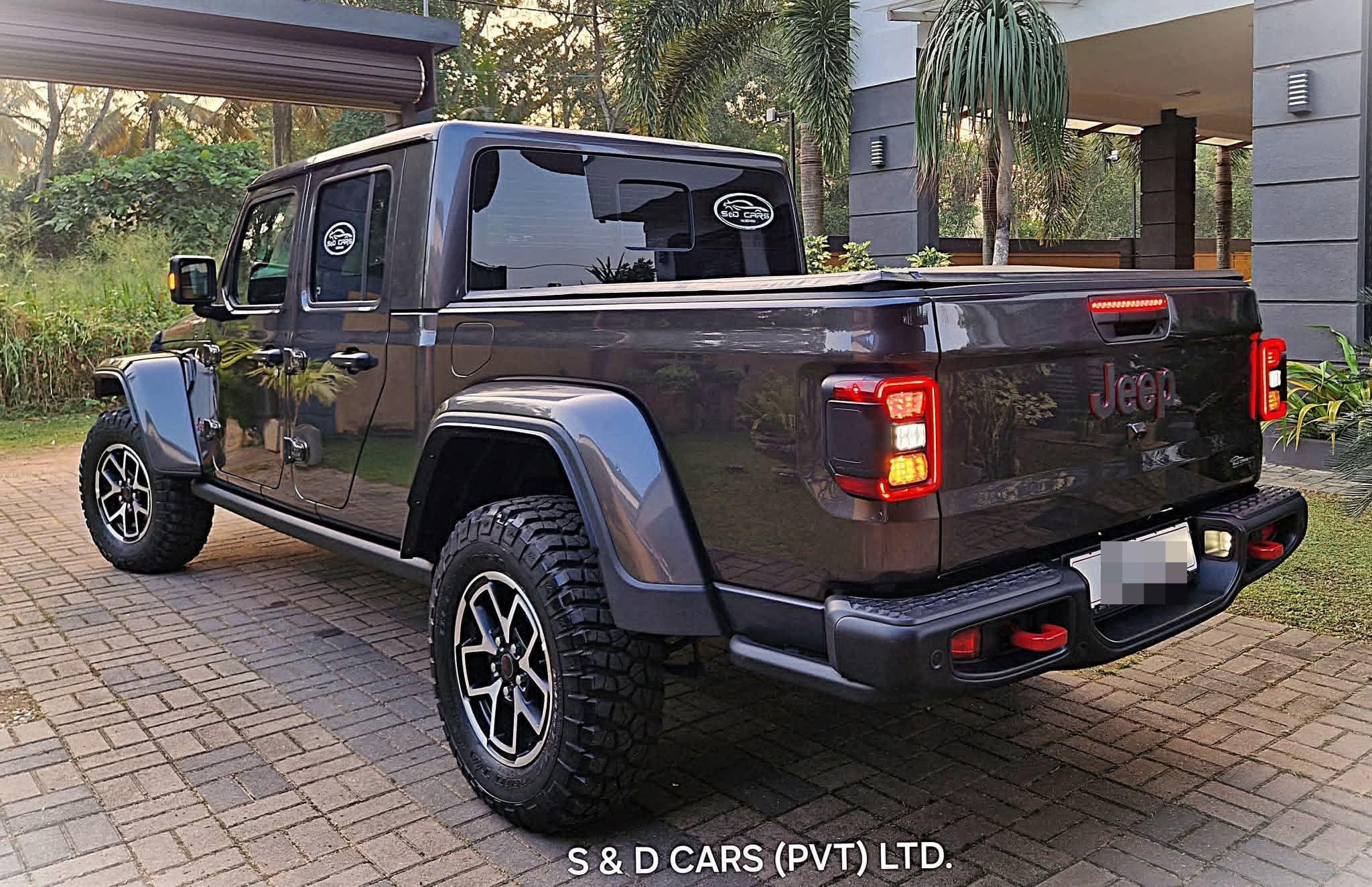 Jeep Wrangler 2025 - பயன்படுத்தப்பட்டது சரக்கு போக்குவரத்து sale in Sri Lanka - patpat.lk