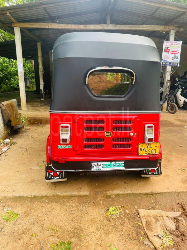 Bajaj Three Wheel 2011 - பயன்படுத்தப்பட்டது முச்சக்கர வண்டி sale in Sri Lanka - patpat.lk