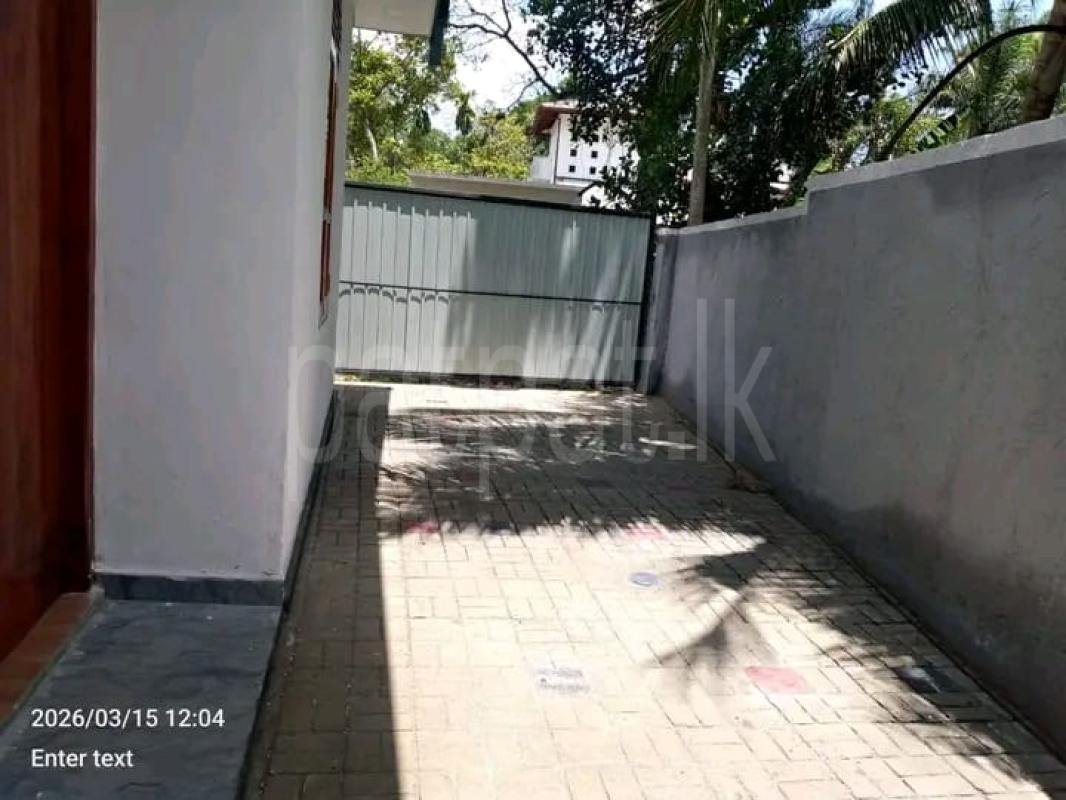 House for Sale in Yakkala