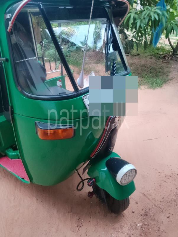Bajaj Three Wheel 2006 - பயன்படுத்தப்பட்டது முச்சக்கர வண்டி sale in Sri Lanka - patpat.lk