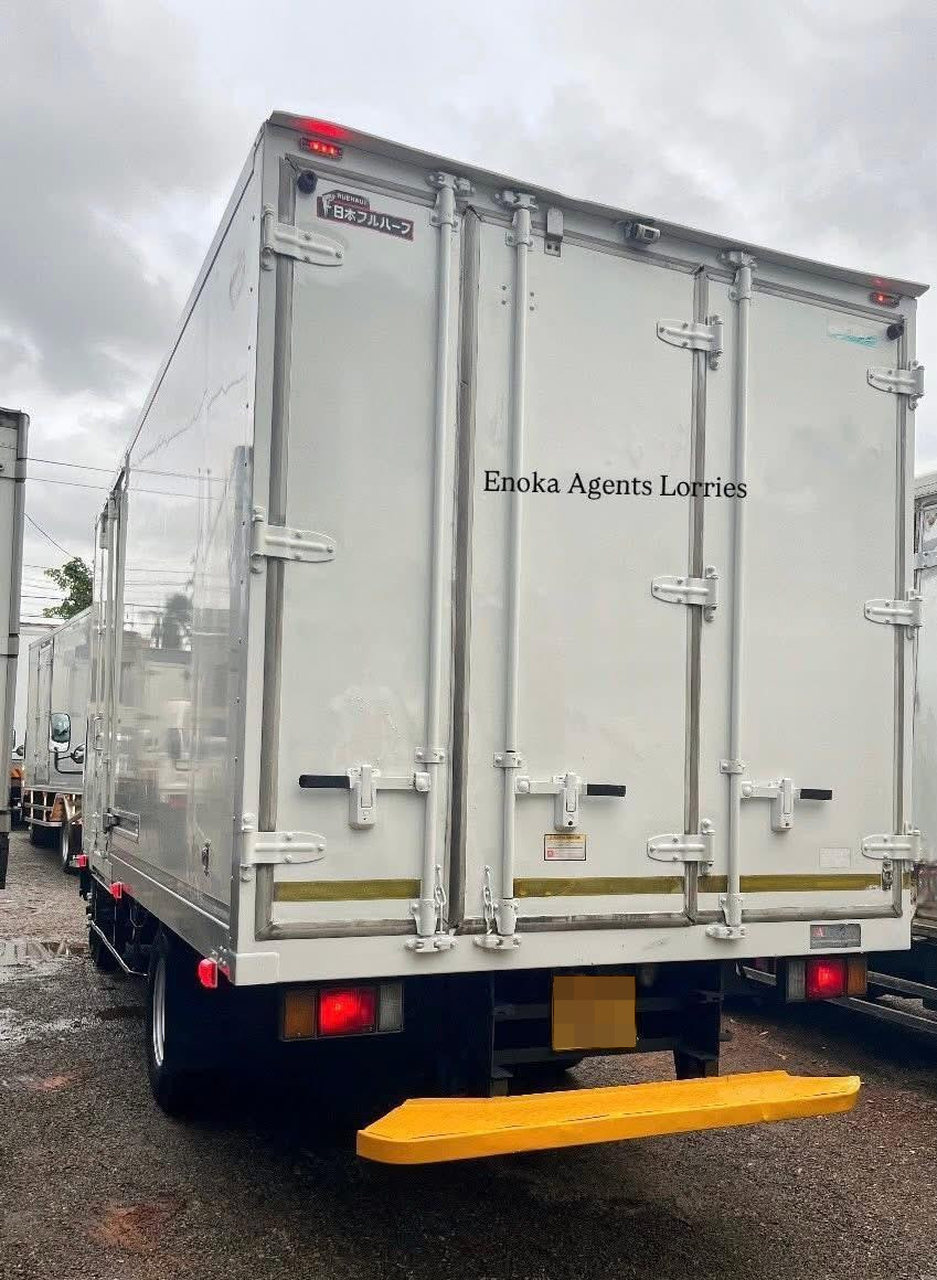 Isuzu ELF 2010 - பயன்படுத்தப்பட்டது டிரக் sale in Sri Lanka - patpat.lk