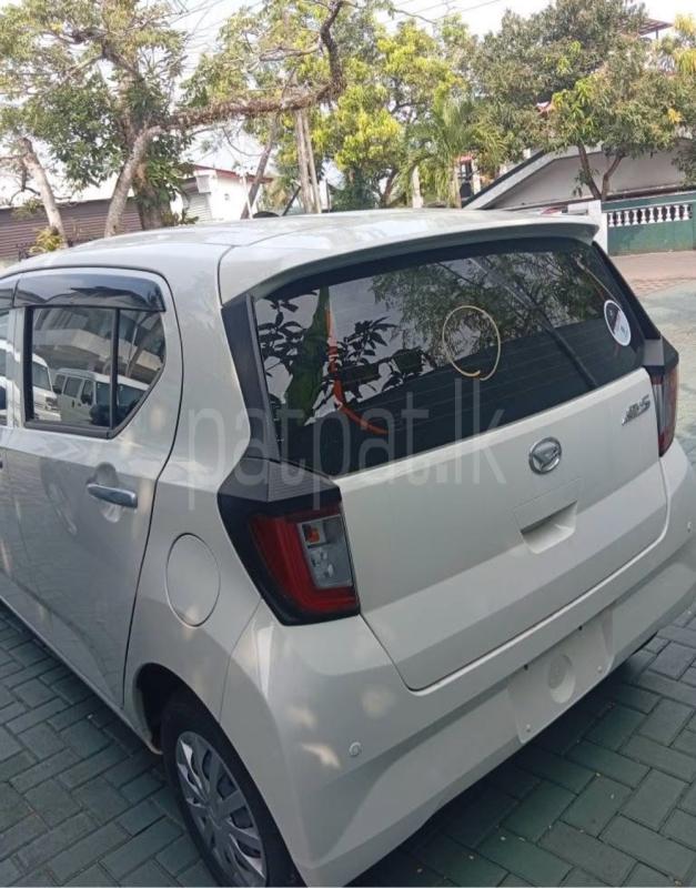 Advertisement image 1