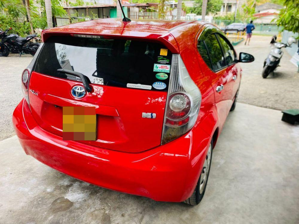 Toyota Aqua 2013 - Used Car sale in Sri Lanka - patpat.lk