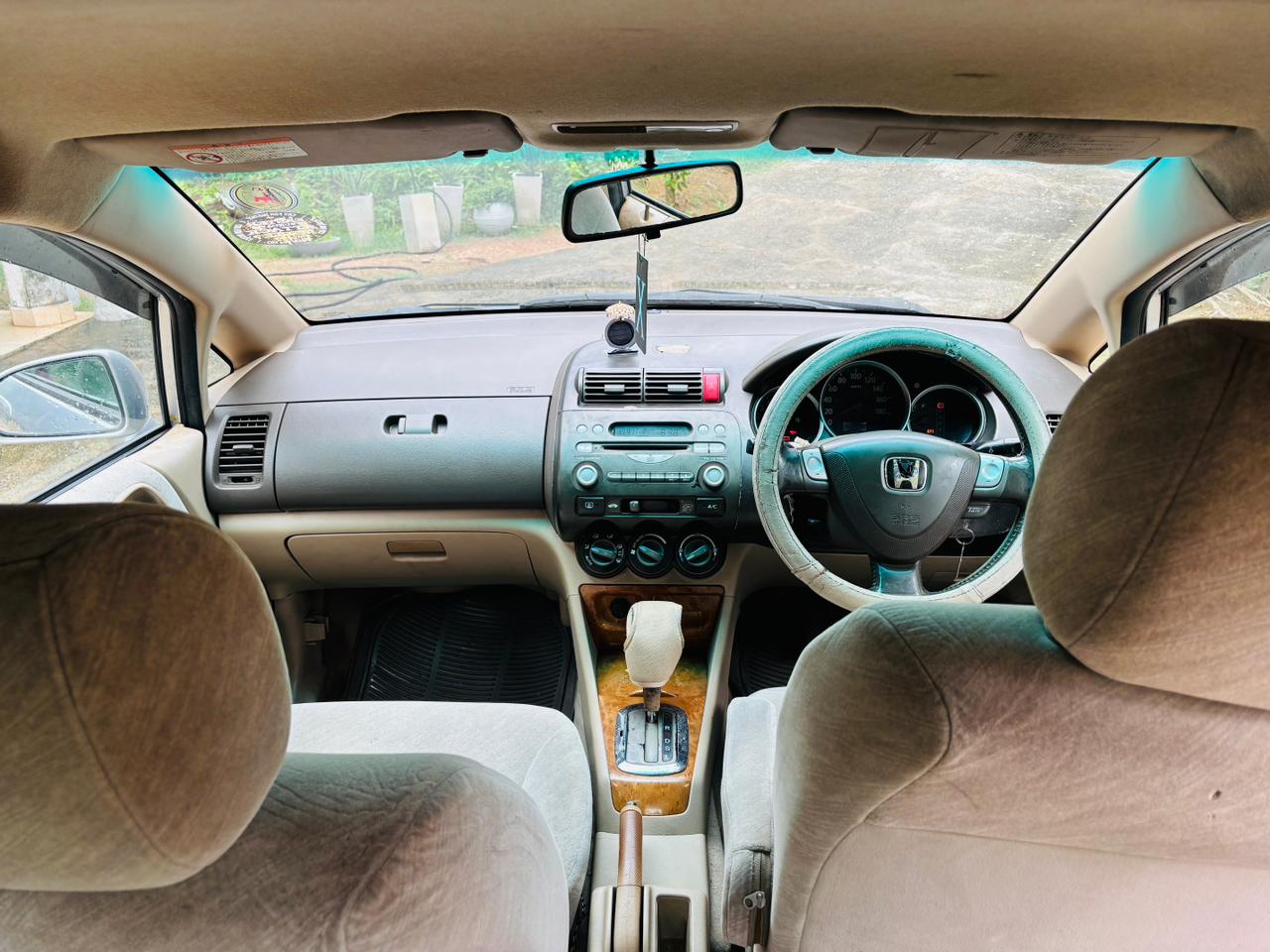 Honda Fit 2006 - பயன்படுத்தப்பட்டது கார் sale in Sri Lanka - patpat.lk