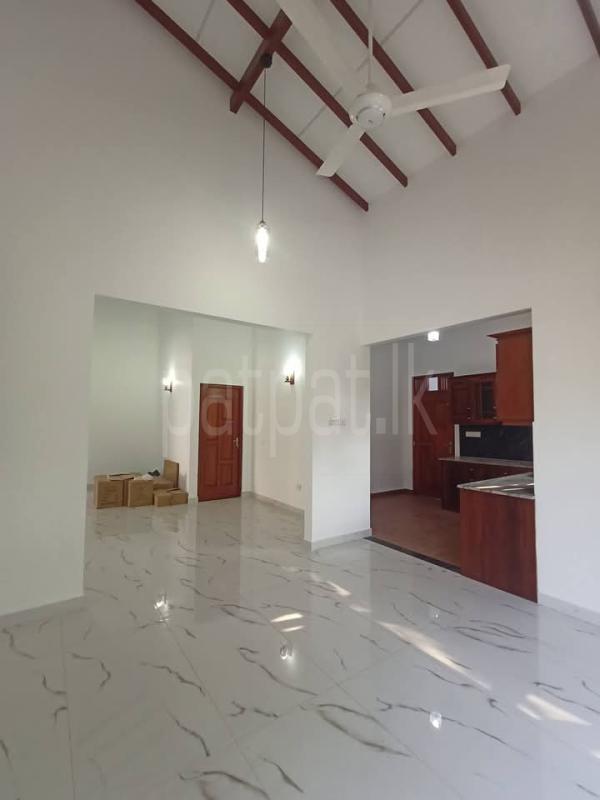 House for Sale in Piliyandala