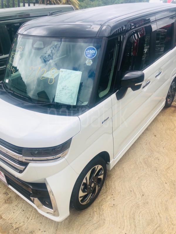 Advertisement image 3