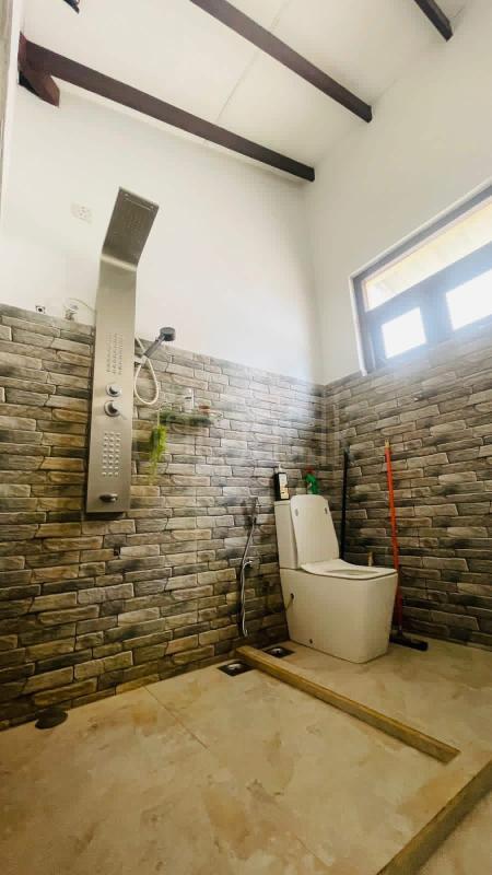 House for Sale in Negombo ads-image-1