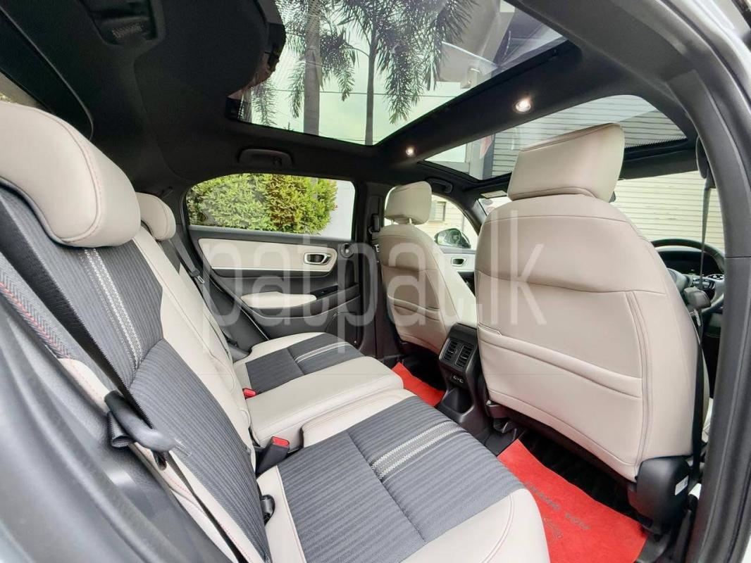 Advertisement image 6