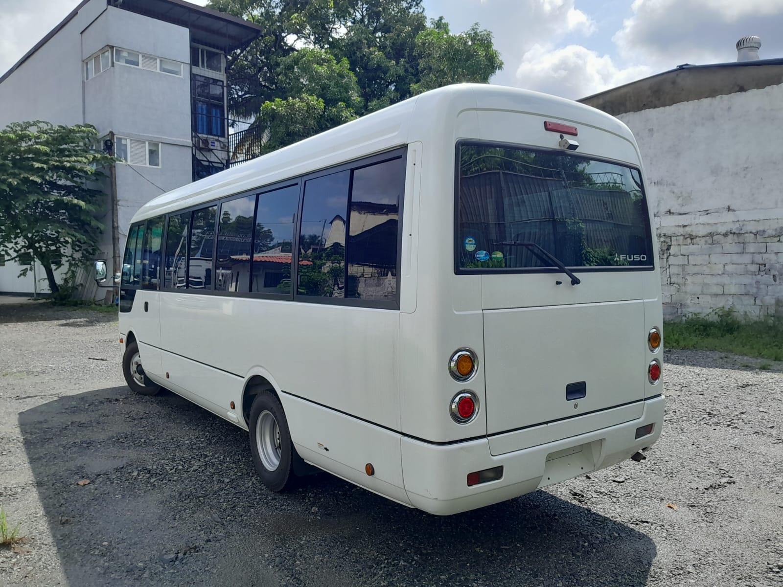 Mitsubishi Fuso 2022 - Reconditioned Bus sale in Sri Lanka - patpat.lk