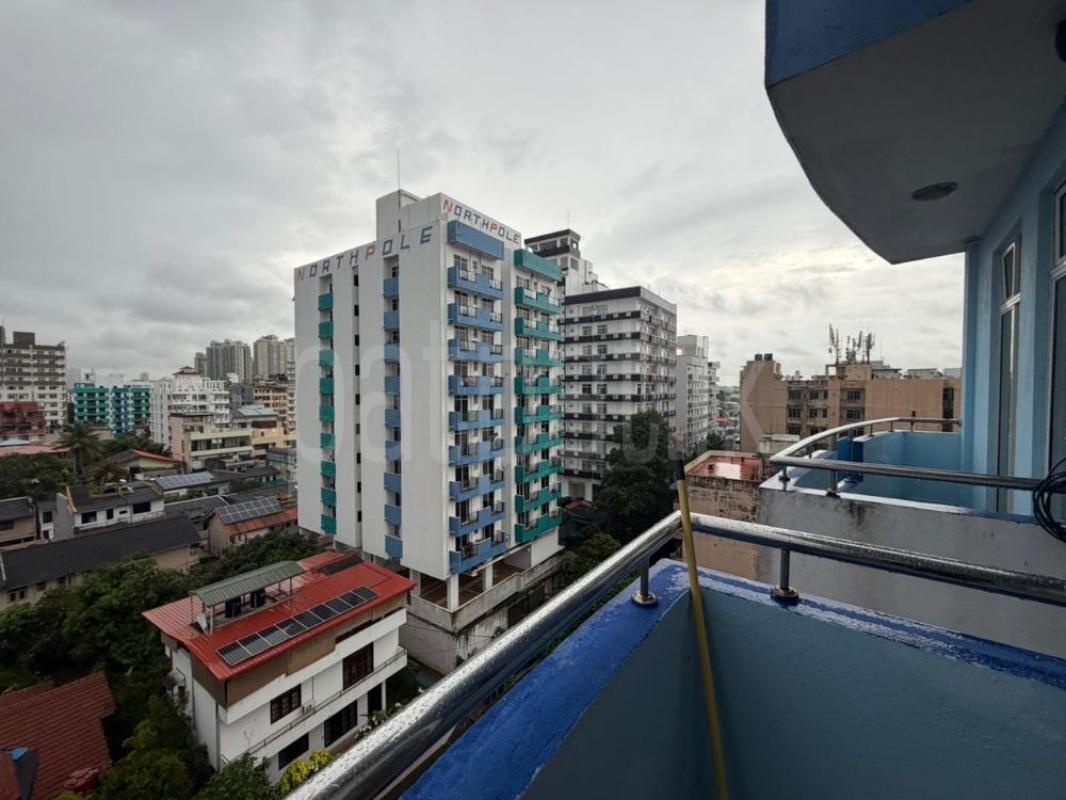 Unfurnished Apartment for Sale in Wellawatta (Colombo 06) ads-image-1