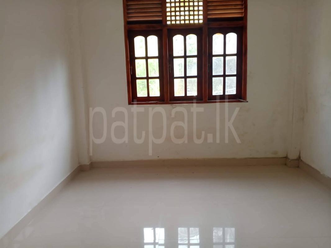 House for Sale in Minuwangoda