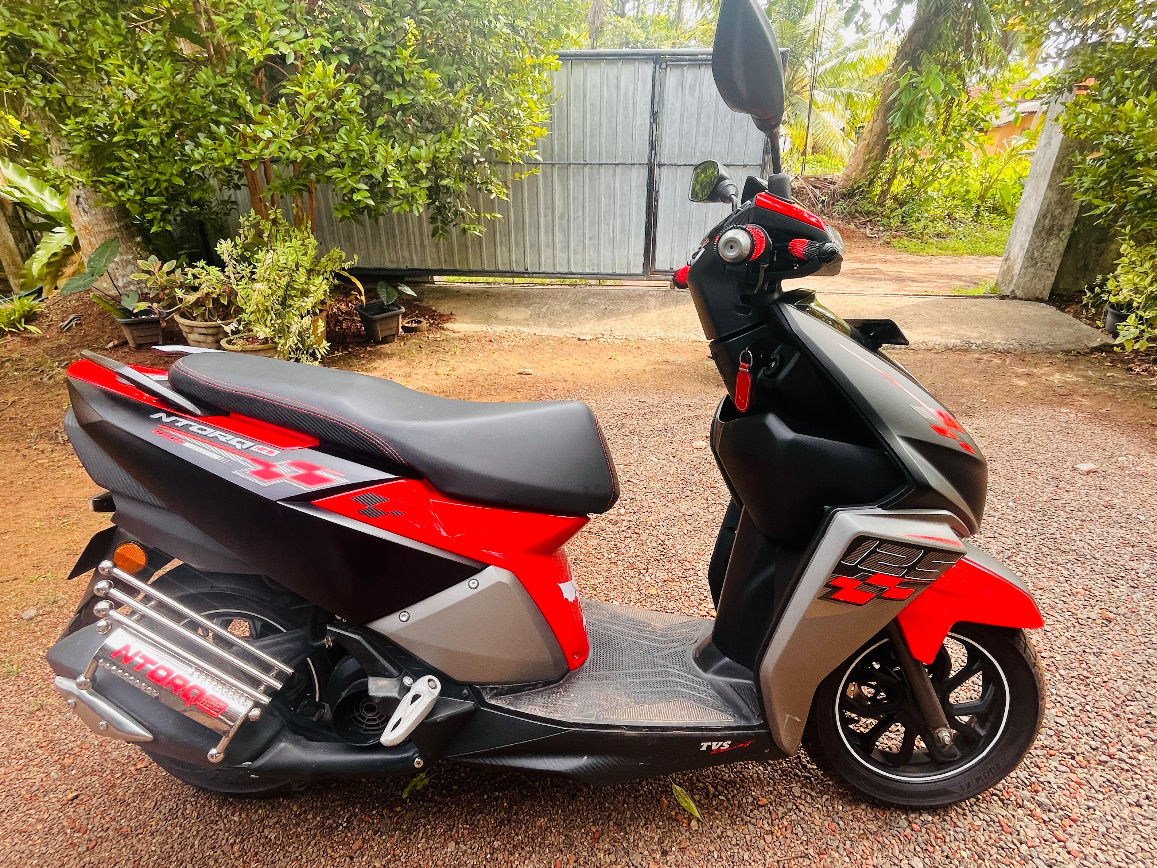 TVS Ntorq 2025 - பயன்படுத்தப்பட்டது பைக் sale in Sri Lanka - patpat.lk