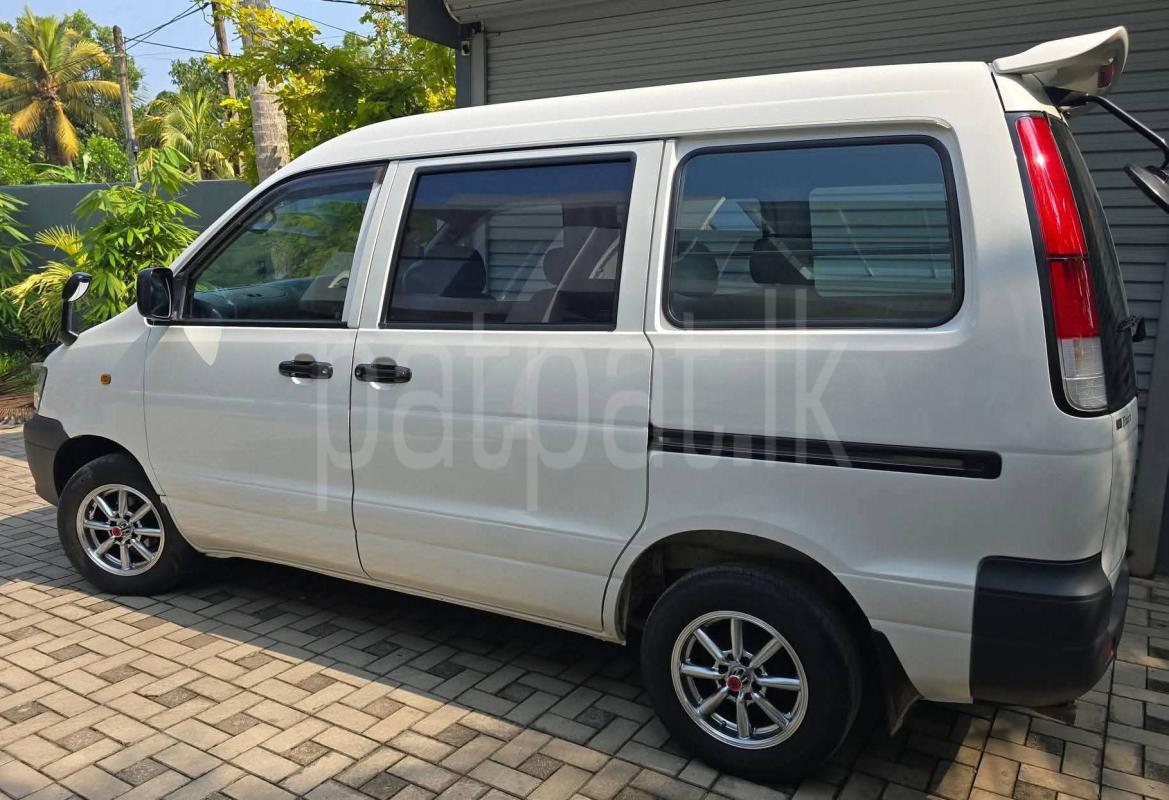 Advertisement image 4