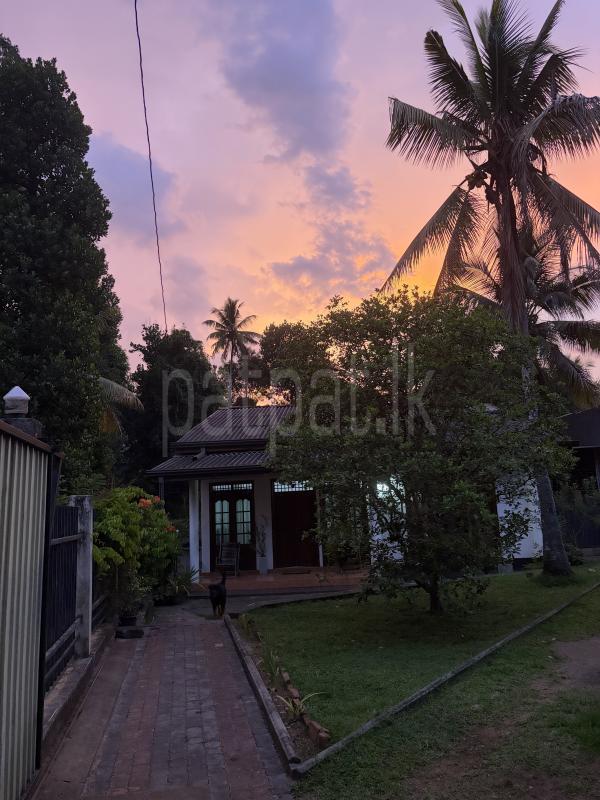 House for Sale in Ampitiya