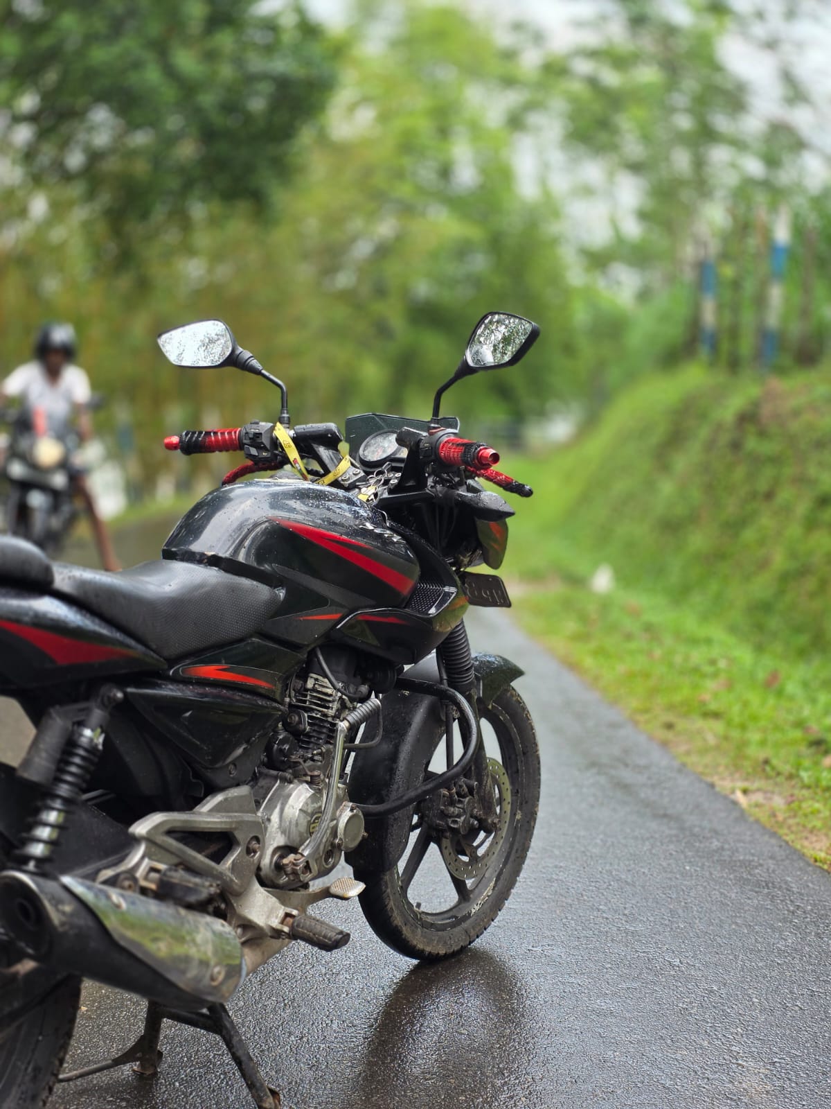 Bajaj Pulsar 2013 - பயன்படுத்தப்பட்டது பைக் sale in Sri Lanka - patpat.lk