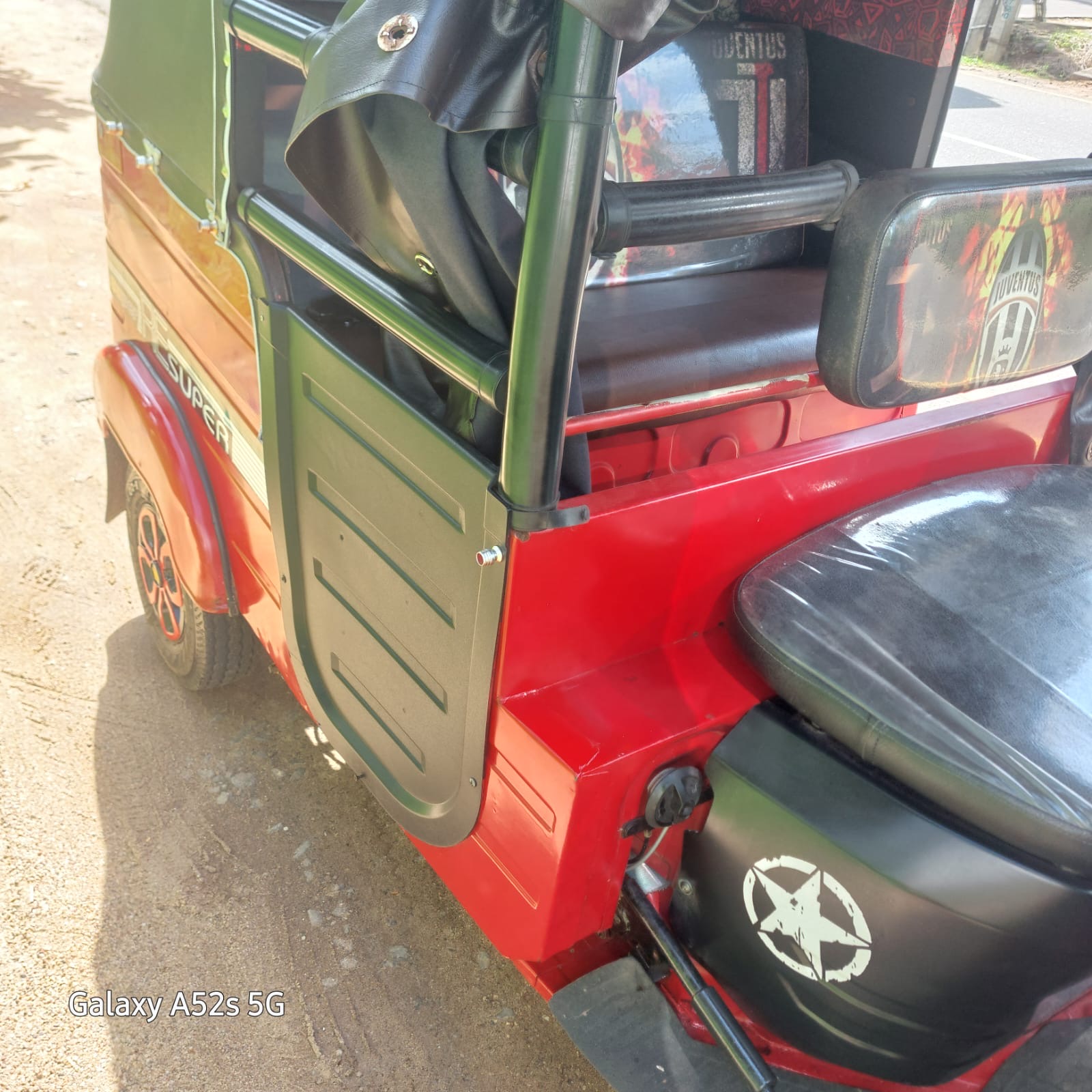 Bajaj 4 stroke 2019 - பயன்படுத்தப்பட்டது முச்சக்கர வண்டி sale in Sri Lanka - patpat.lk
