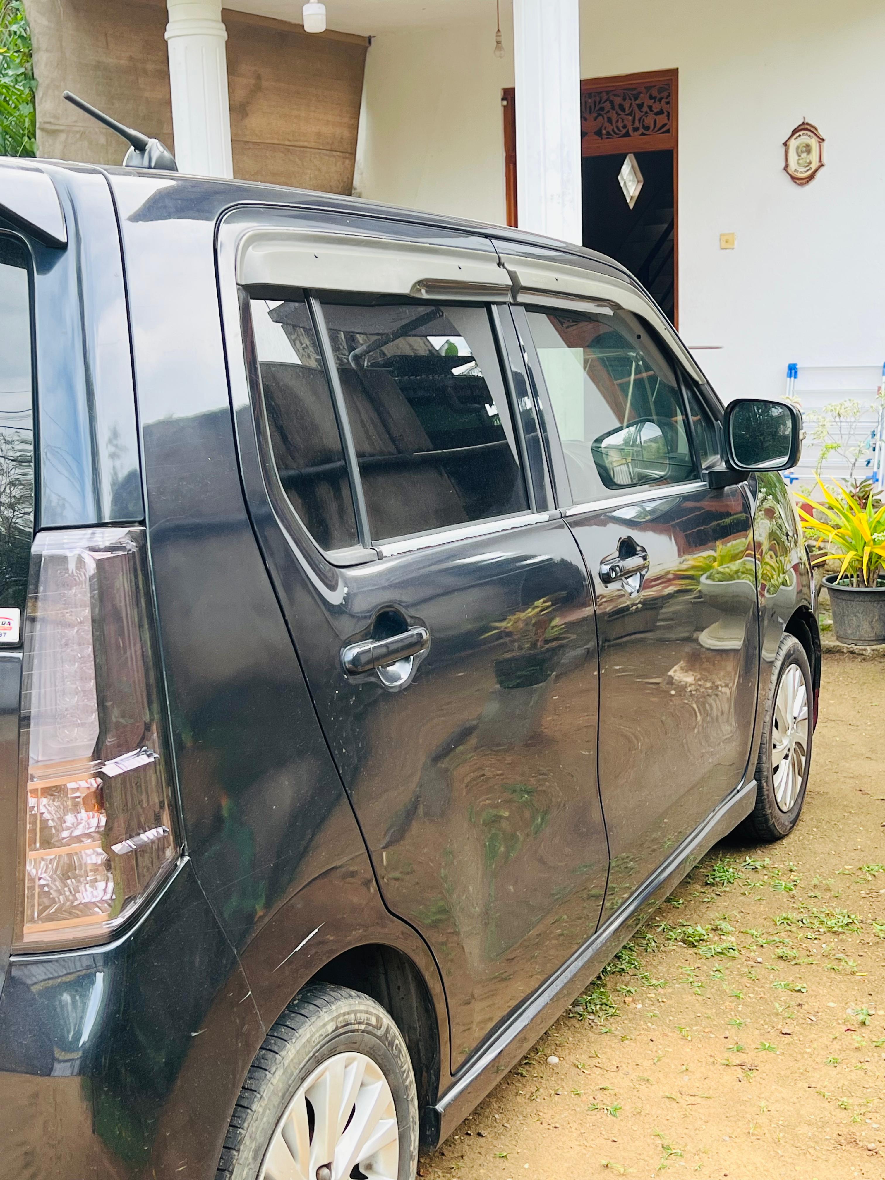 Suzuki Wagon R 2014 - Used Car sale in Sri Lanka - patpat.lk