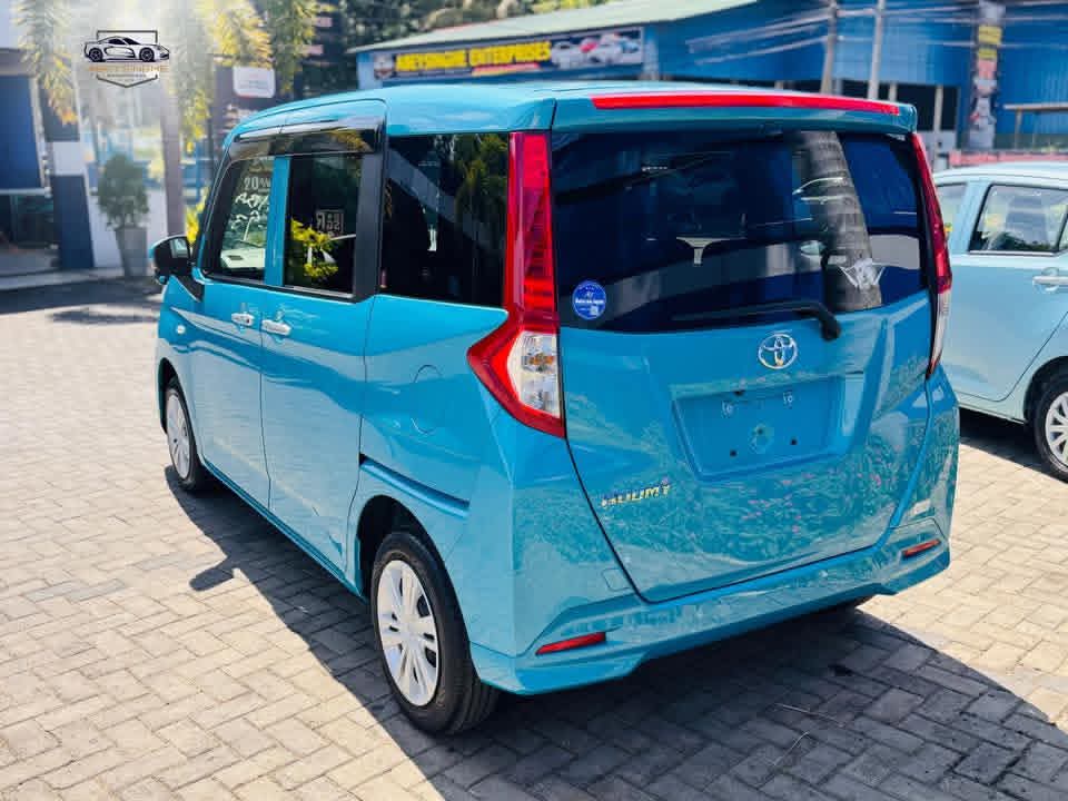 Toyota Roomy 2023 - Used Van sale in Sri Lanka - patpat.lk