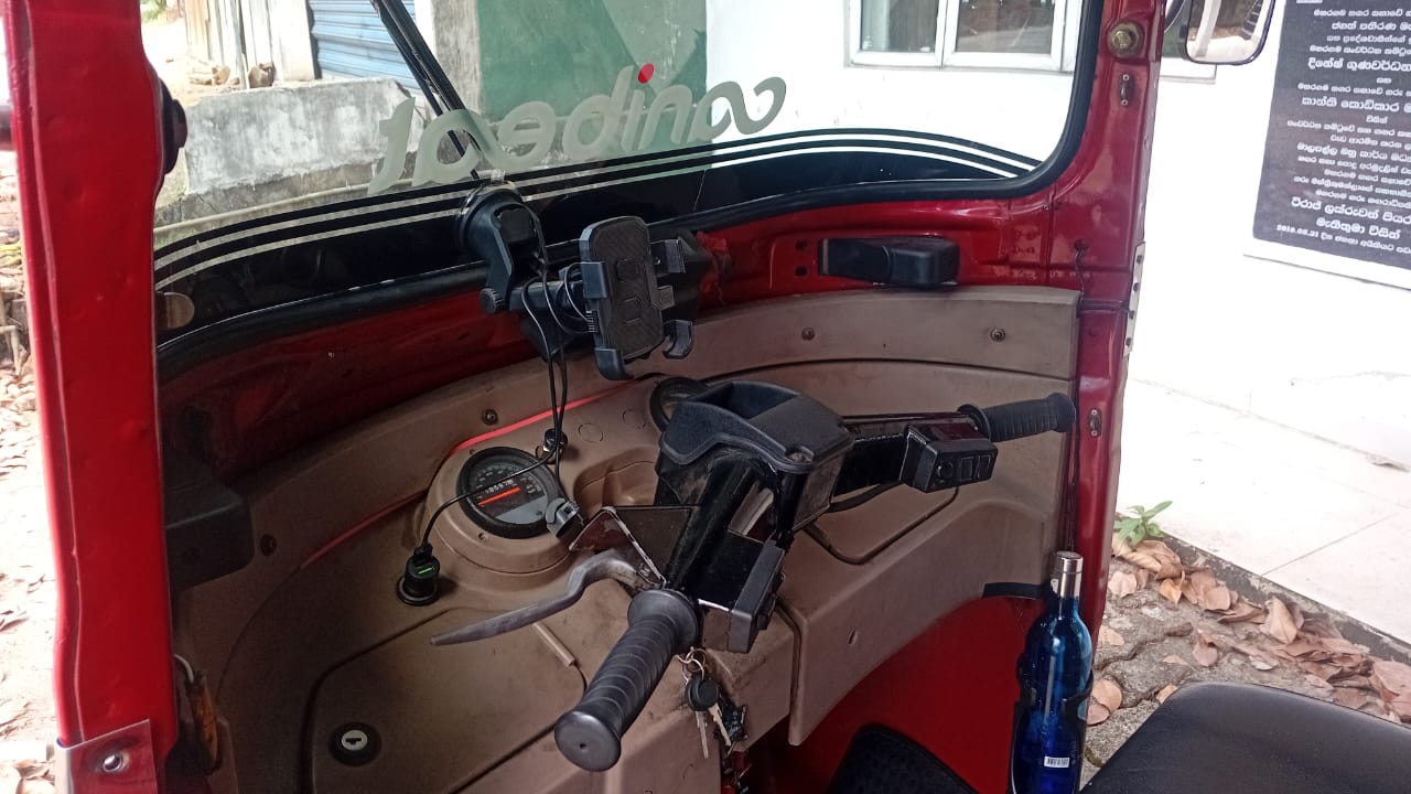Bajaj 4 stroke 2015 - Used Three wheeler sale in Sri Lanka - patpat.lk